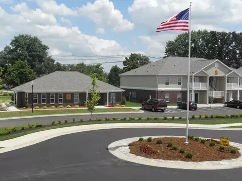 6807 W Pages Ln, Louisville, KY 40258