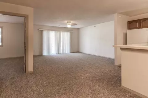 15600 Galaxie Ave, Apple Valley, MN 55124