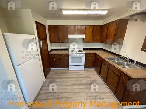 280 Evergreen Dr, Independence, OR 97351