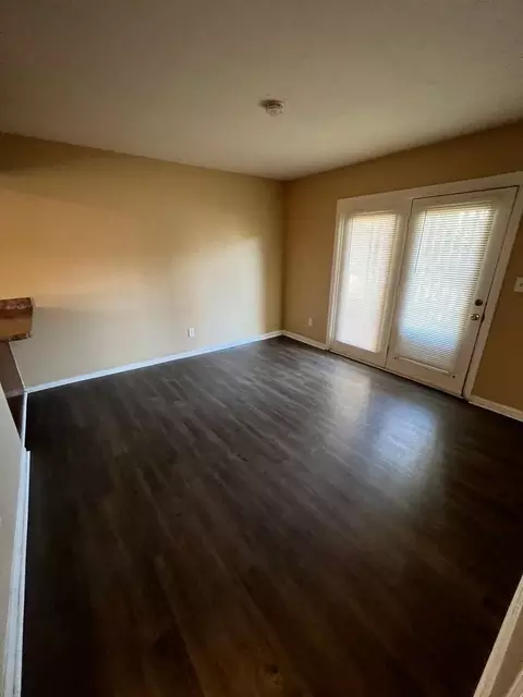 2007 Terril Ln, Louisville, KY 40218