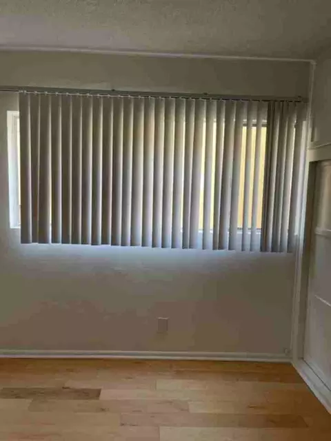 5460 Sierra Vista Ave, Los Angeles, CA 90038