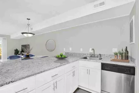 5052 Watauga Rd, Fayetteville, NC 28304 photo 12