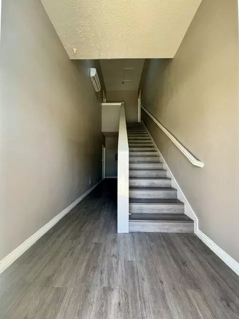N 13th Pl, Rogers, AR 72756