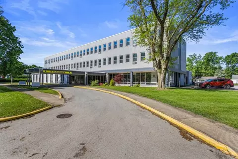 703 N Park704 N Main, Tuscola, IL 61953