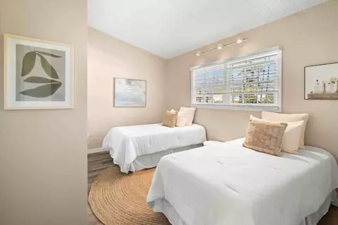 221 Bath St, Santa Barbara, CA 93101