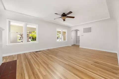 553 N Pine St, Orange, CA 92867 photo 3