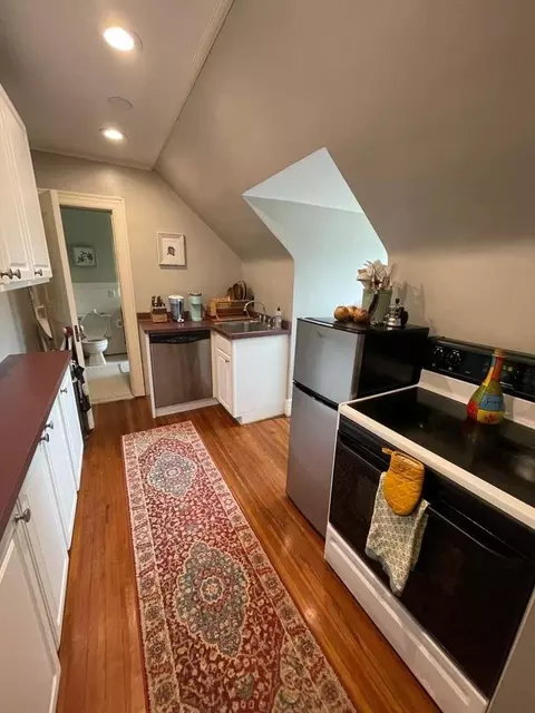 80 Westminster Rd, Rochester, NY 14607