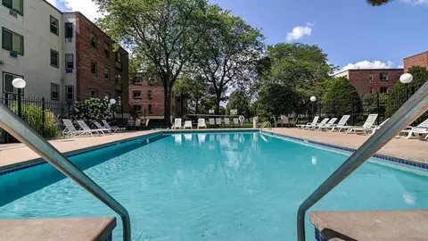 725 Parkview Apartments, Madison, WI 53715