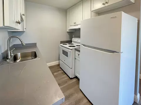 1930 Wright St, Sacramento, CA 95825