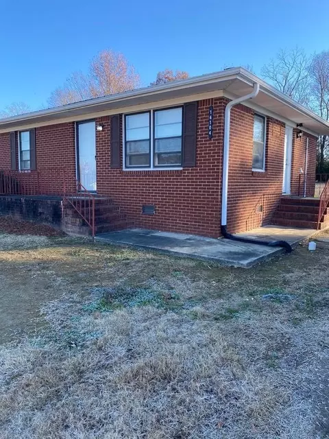 Deb Dr, Athens, AL 35611 photo 13