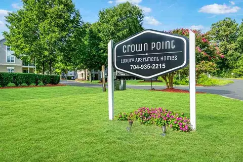100 Crown Point Cir NW, Concord, NC 28027 photo 4