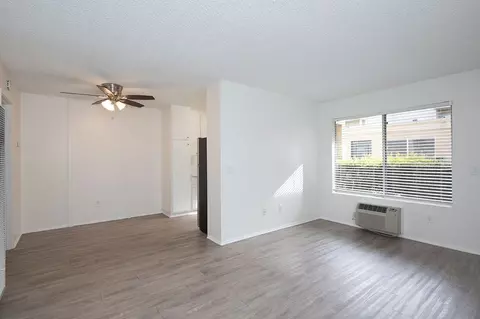 1072 E Madison Ave, El Cajon, CA 92021