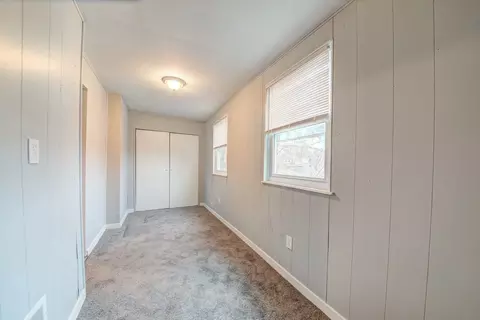 438 Kathleen St, Pittsburgh, PA 15211