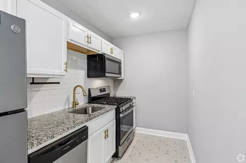 2729 Campbell St, Kansas City, MO 64109