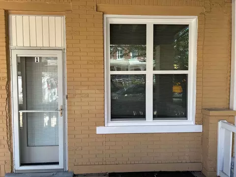 942 Delaware Ave, Fountain Hill, PA 18015