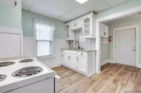 299 E 2nd St, Fond Du Lac, WI 54935