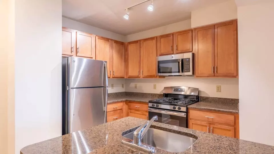  1133 E West Hwy, Silver Spring, MD 20910 photo 6