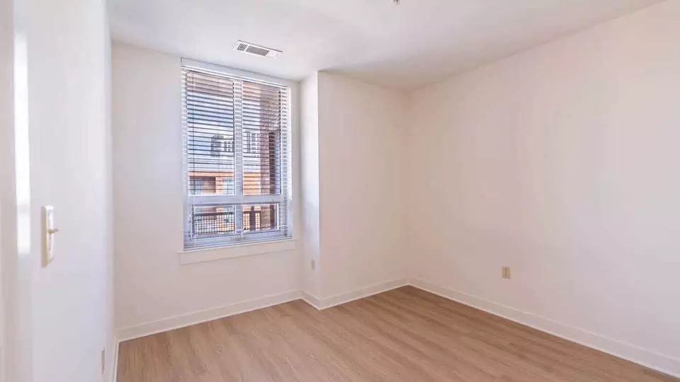  1133 E West Hwy, Silver Spring, MD 20910 photo 17