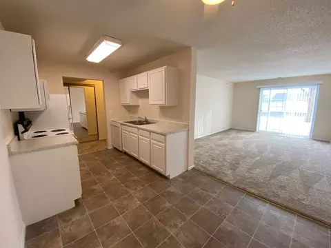7472 157th St W, Apple Valley, MN 55124