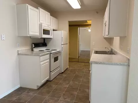 7472 157th St W, Apple Valley, MN 55124