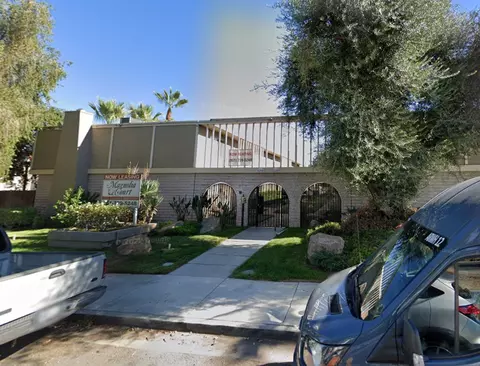 8208 Magnolia Ave, Riverside, CA 92504
