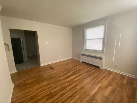 1010 Beechwood Ave, Collingdale, PA 19023