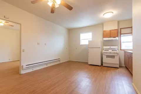 7202 NE Glisan St, Portland, OR 97213