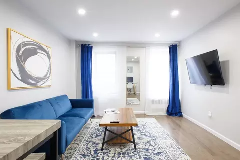 350 E 19th St, New York, NY 10003