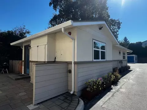 2025 Avy Ave, Menlo Park, CA 94025