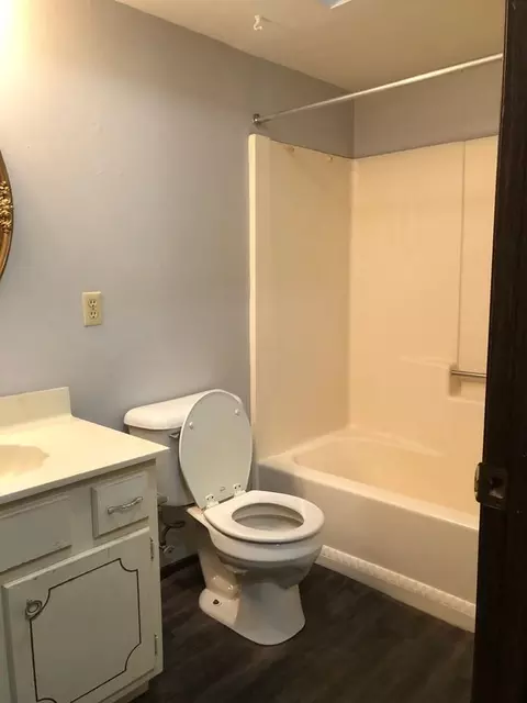 3355 W Laskey Rd, Toledo, OH 43623