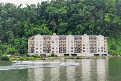 3001 River Towne Way #202, Knoxville, TN 37920