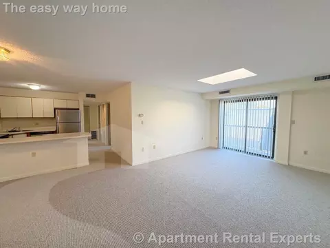 23 Elm St #301, Somerville, MA 02143