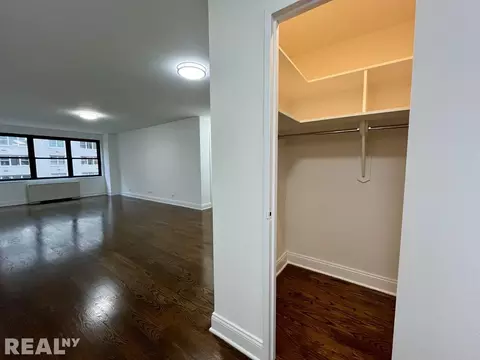 Undisclosed, New York, NY 10011