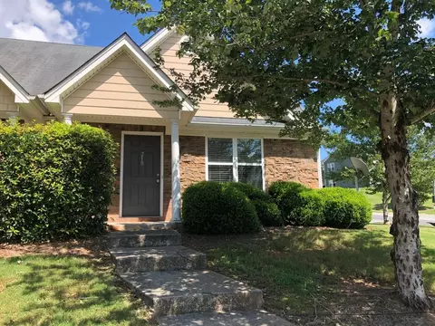 210 Bridgewater Way, Athens, GA 30601