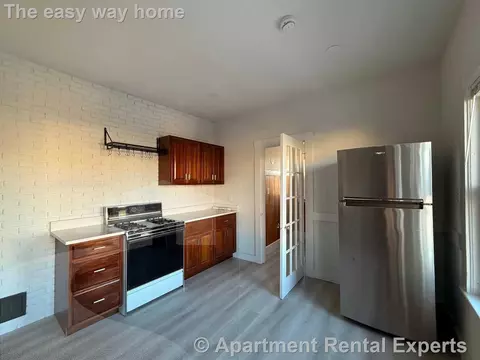 14 Stanford Ter #2, Somerville, MA 02143