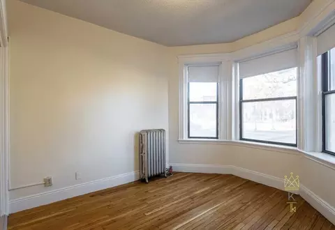 1152 Commonwealth Ave #32, Allston, MA 02134
