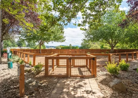 2350 SW 257th Ave, Troutdale, OR 97060