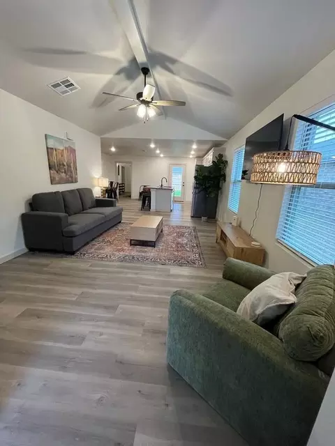 7701 Date Ave, Lubbock, TX 79404