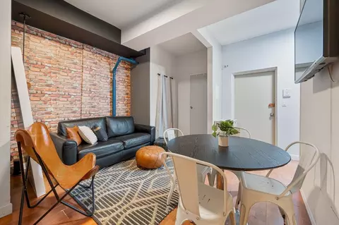 10 Th Ave #1039019P, New York, NY 10001