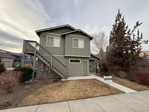 3179 NE Delmas St #1, Bend, OR 97701