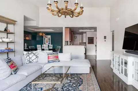 rochester ave, Los Angeles, CA 90025