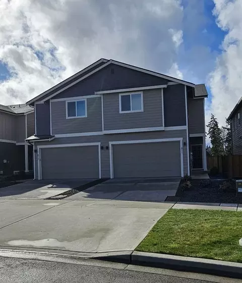 811 Vine Maple St SE, Olympia, WA 98503