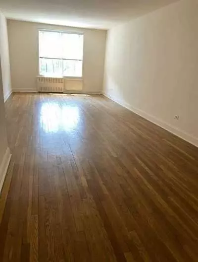 1402 W 4th St #E, Brooklyn, NY 11204