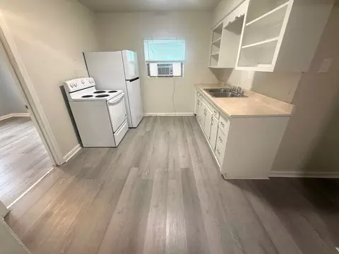 3301 Main St #A, Moraine, OH 45439