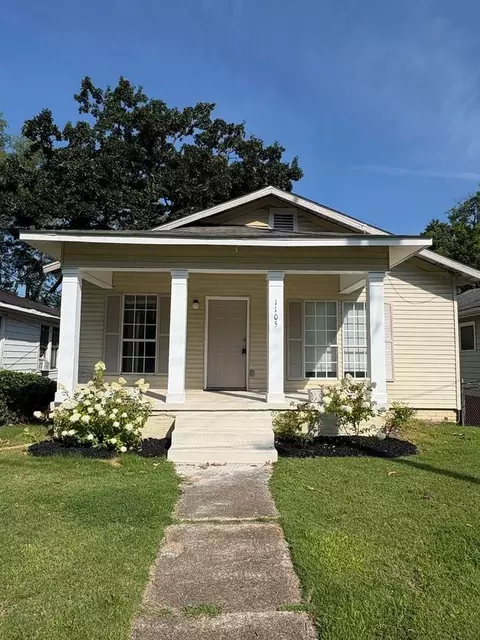 1105 S Greenwood Ave, Chattanooga, TN 37404