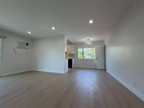 7607 Norton Ave, West Hollywood, CA 90046