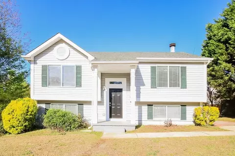 2103 Victoria Pl, Lithonia, GA 30058