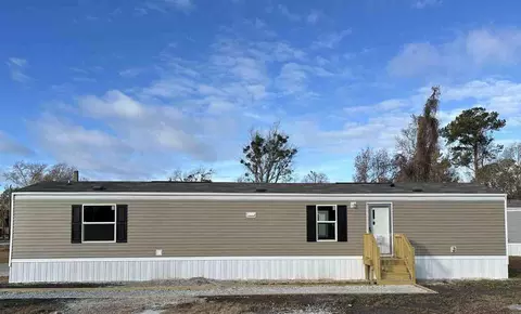 141 Littleton St, Midway Park, NC 28544