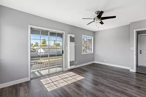 1610 W 42nd Pl, Los Angeles, CA 90062