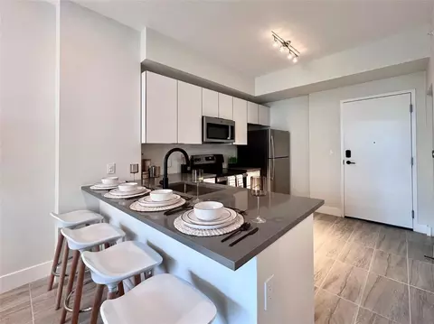120 N Compass Way #606, Dania Beach, FL 33004